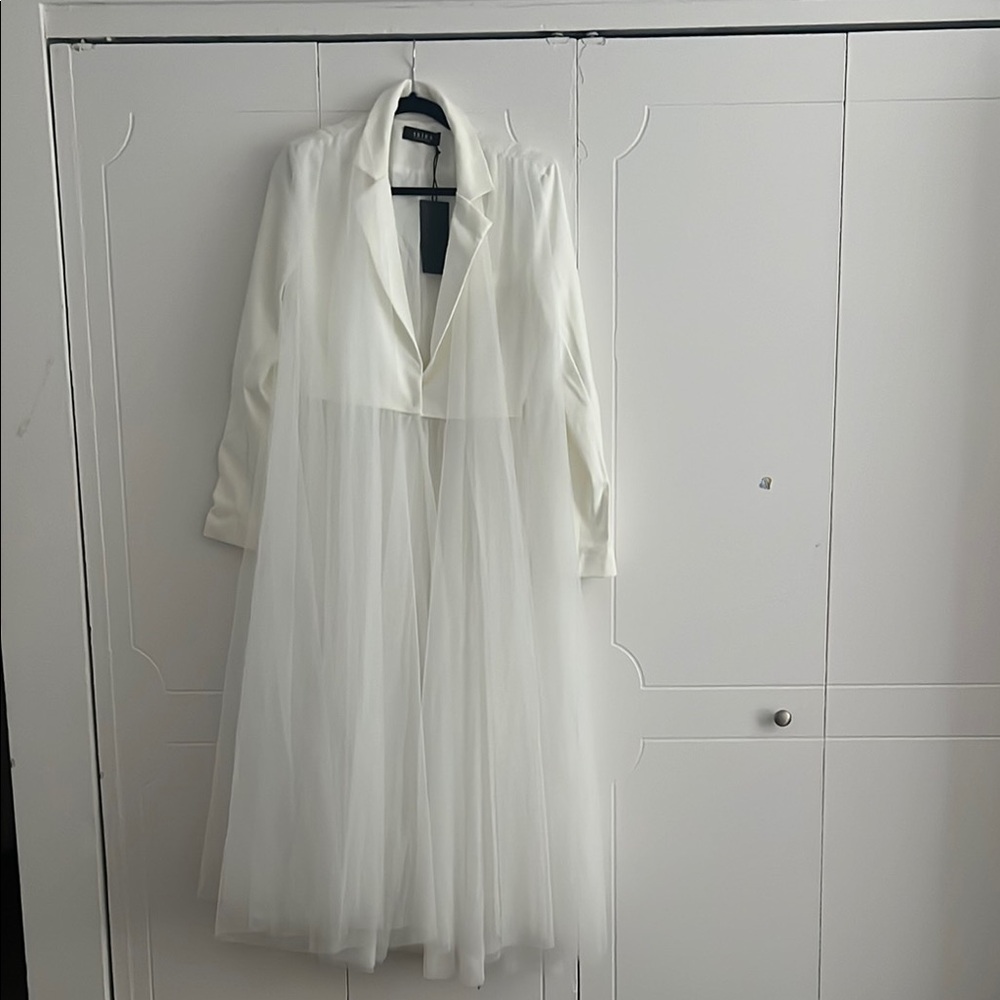 AKIRA White Sheer Layered jacket/dress